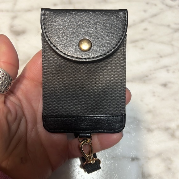 Black Phone Wallet Wristlet NEW - Picture 2 of 5